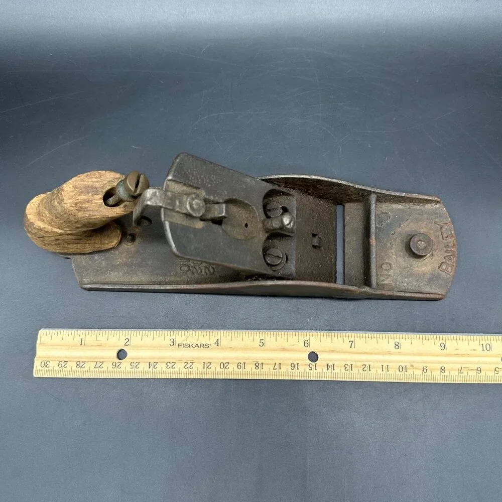 Antique Bailey No 4 Wood Plane Smoothing Hand Tool Manual Rustic 1910 READ - Picture 13 of 13